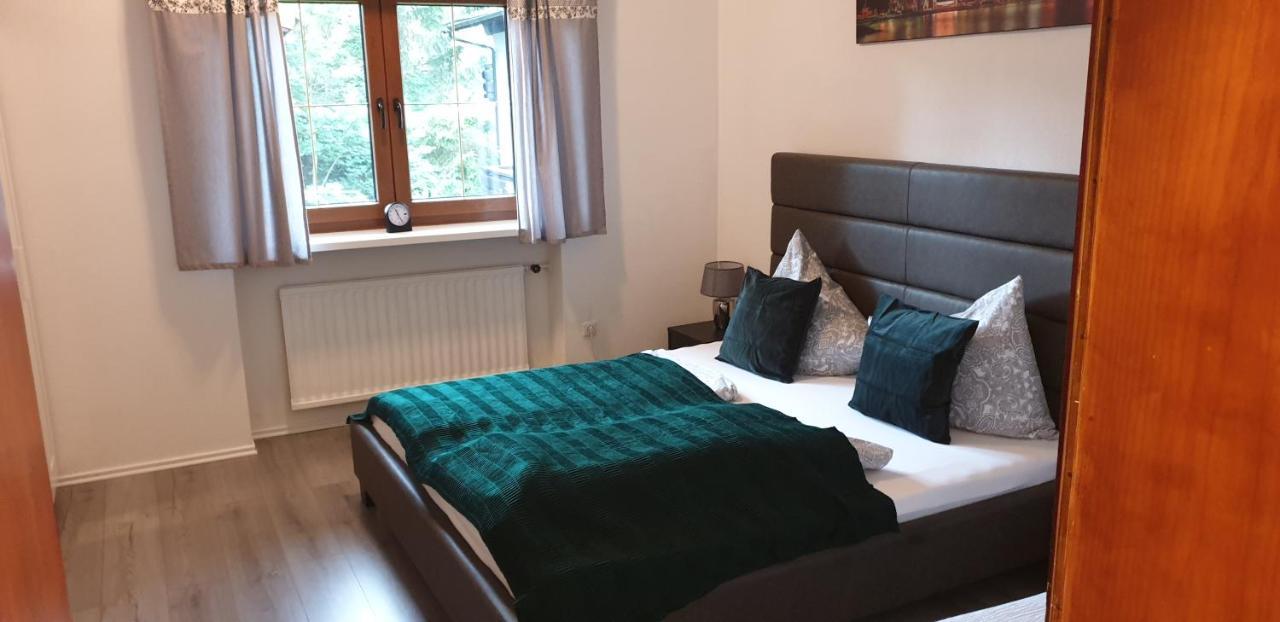 Pension Lischenhof Ehrwald Exteriör bild